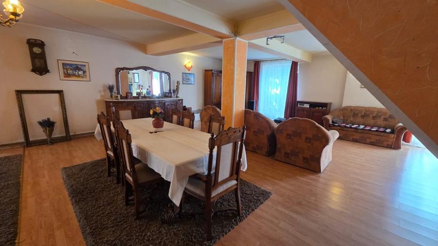 Casă individuală cu 4 camere cu Garaj în Lucian Blaga