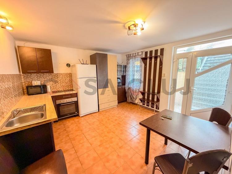 Apartament cu 3 camere decomandat, mobilat în Andrei Mureșanu