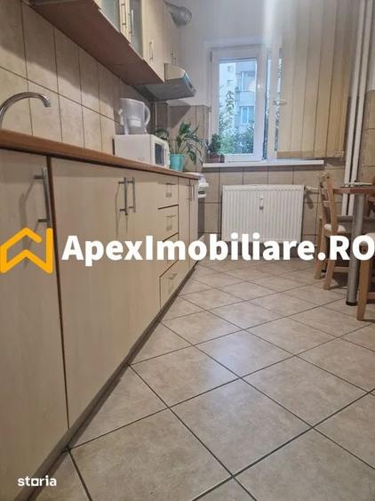 Apartament cu 2 camere decomandat în Central