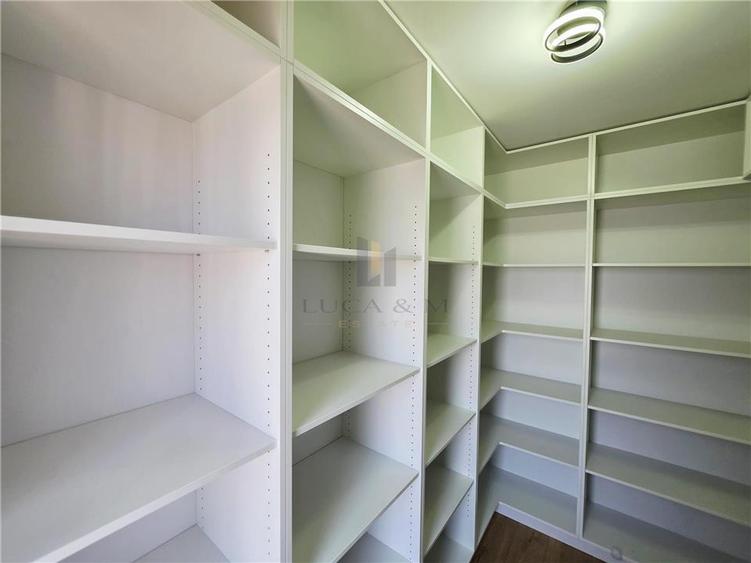 Duplex cu 4 camere cu Teren 300 Mp în Ghiroda