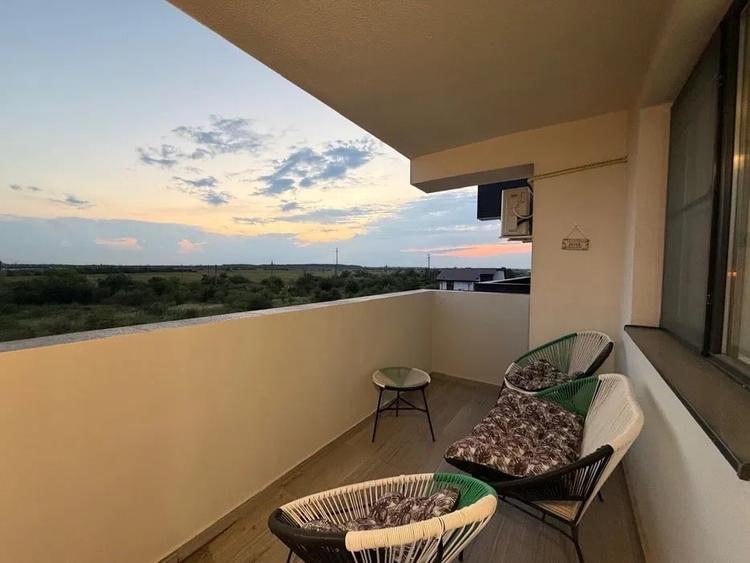 Apartament cu 2 camere semidecomandat, mobilat în Otopeni