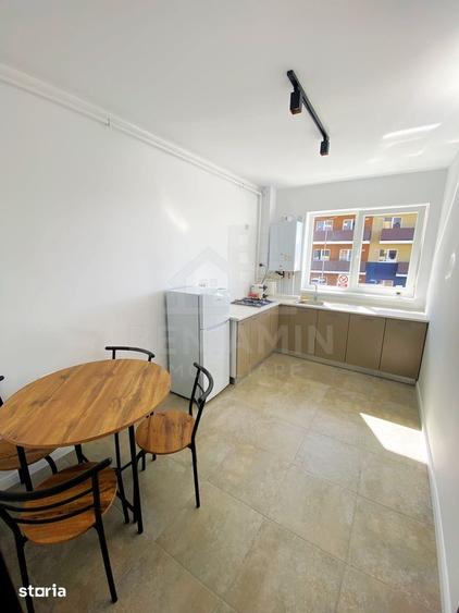 Apartament cu 3 camere decomandat, mobilat în Sânpetru — fotografia 2