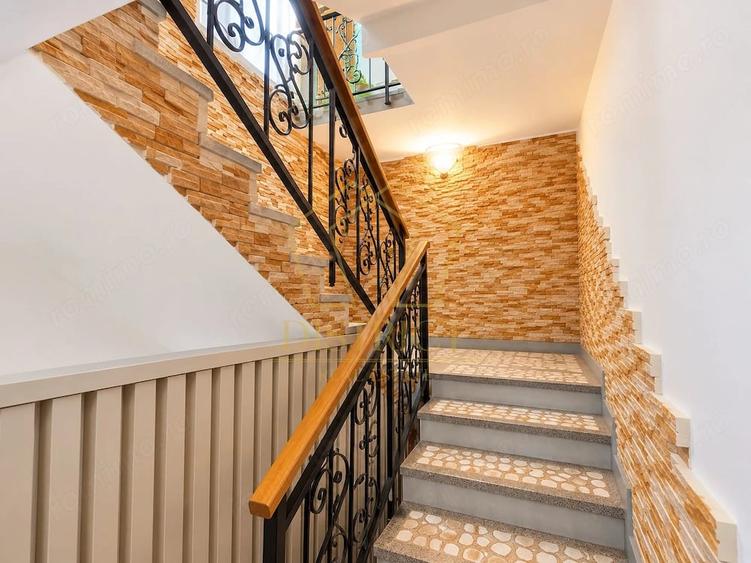 Casă cu 3 camere cu Teren 250 Mp în Girocului