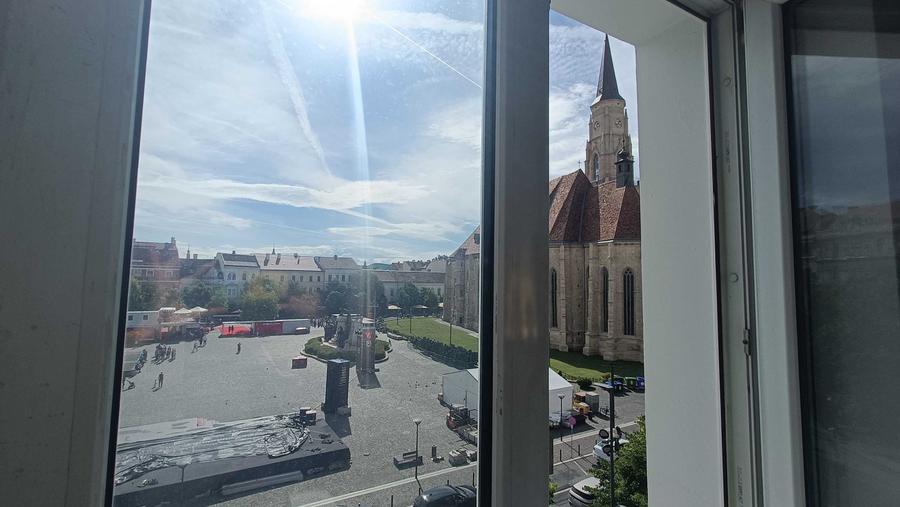 Apartament cu 2 camere decomandat în Ultracentral