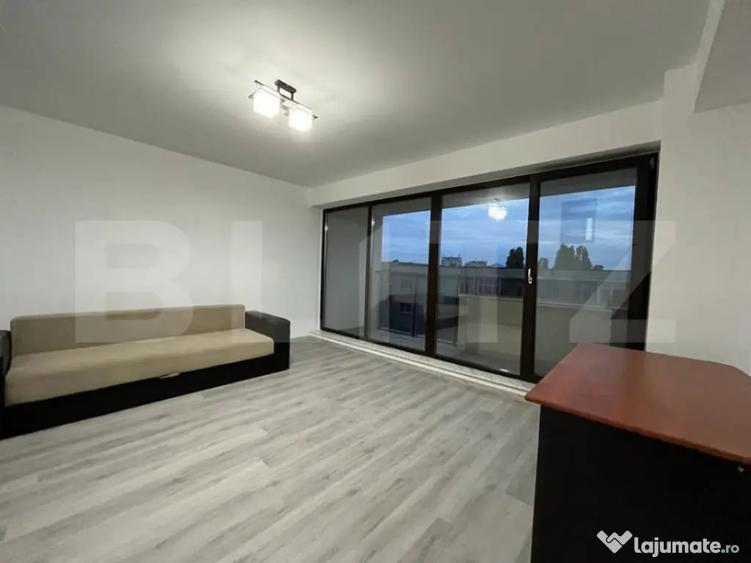 Apartament cu 2 camere decomandat în George Enescu