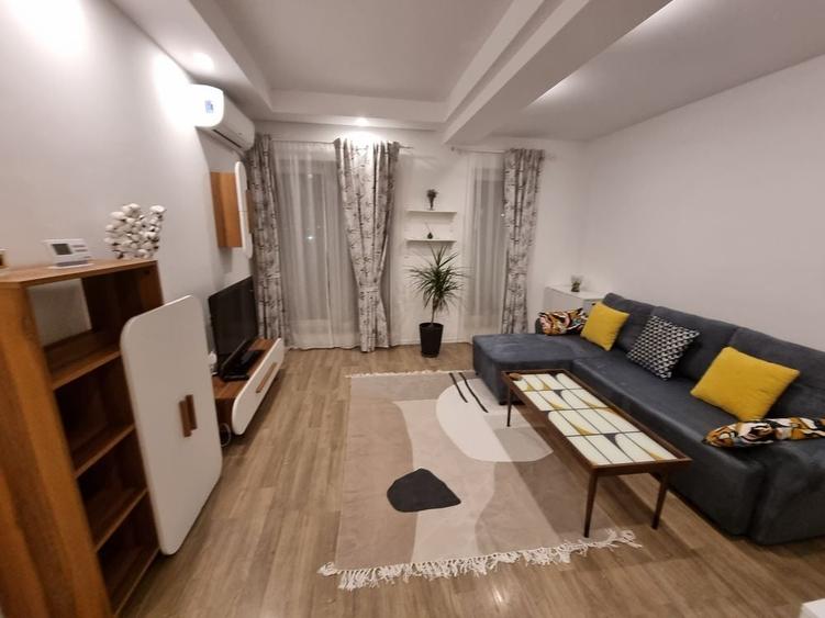 Apartament cu 2 camere decomandat în Ștefăneștii de Jos