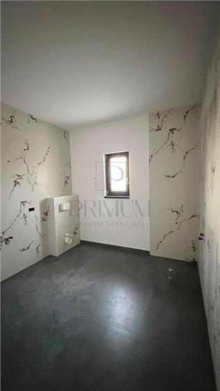 Duplex cu 4 camere cu Canalizare în Moșnița Nouă
