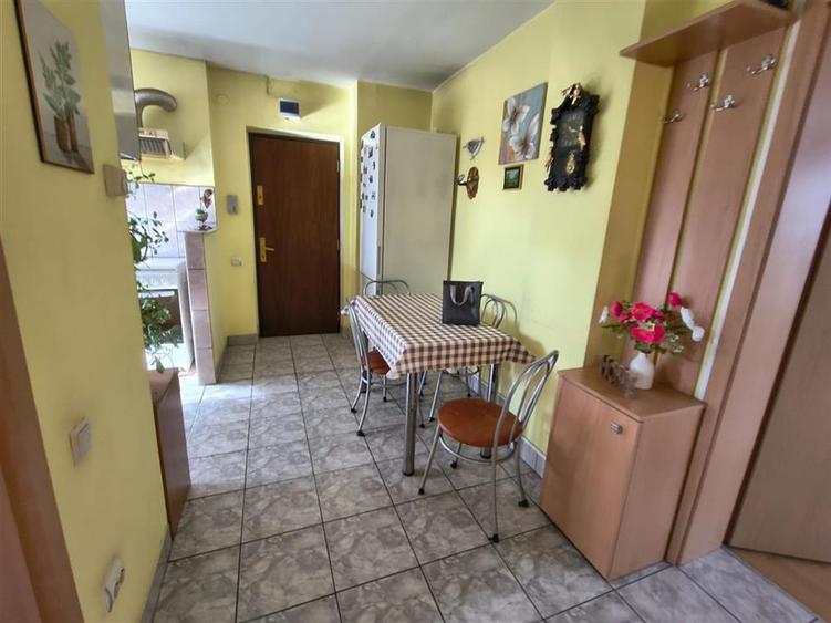 Apartament 2 camere balcon zona Cedonia - 8