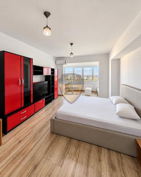 Apartament cu 3 camere decomandat în Faleza Nord