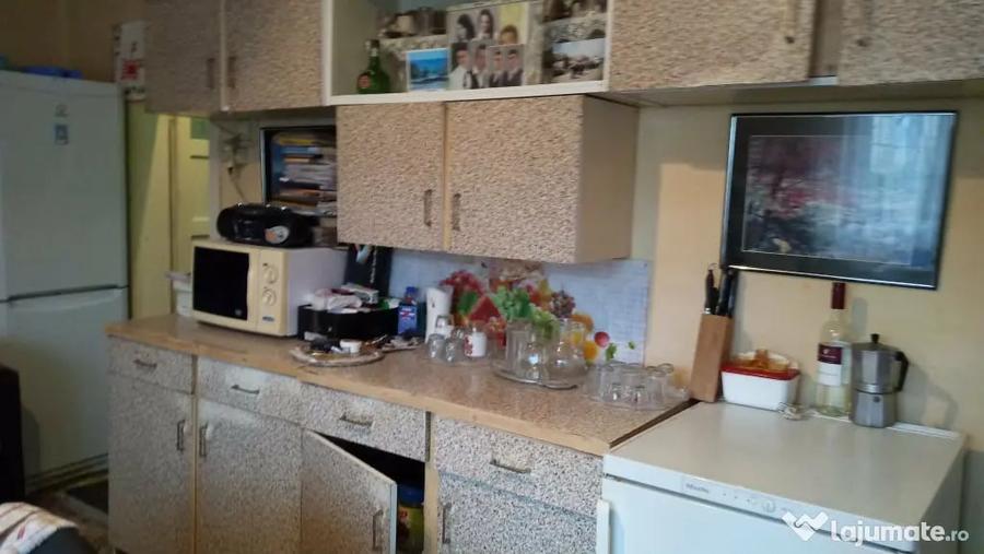 Casă cu 3 camere în Fântânele