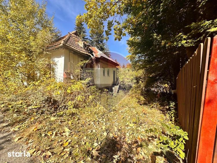 Casă cu 4 camere cu Teren 442 Mp în Central