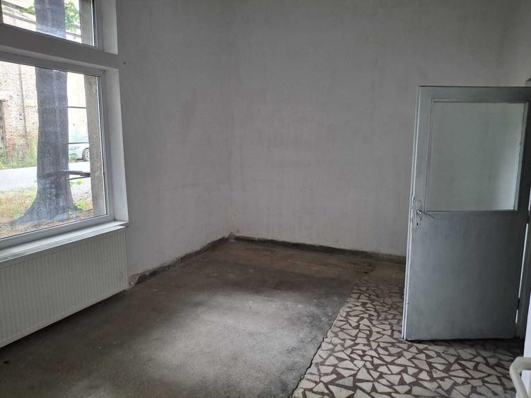 Inchiriere spatiu - 24 mp - incinta Clujana (2 camere) - 2