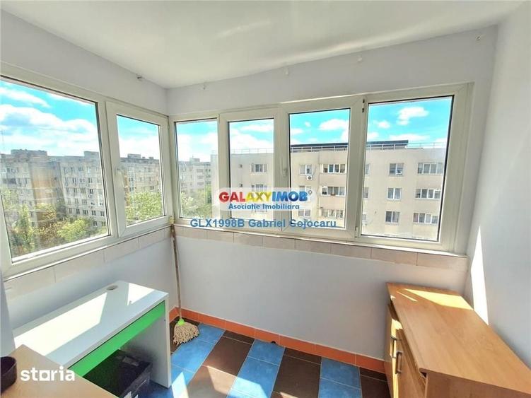 Apartament cu 3 camere semidecomandat, mobilat în Tudor Vladimirescu