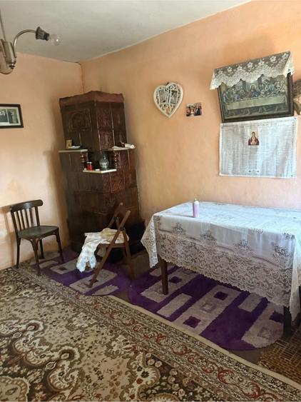 Casă cu 5 camere cu Teren 3000 Mp în Exterior Vest