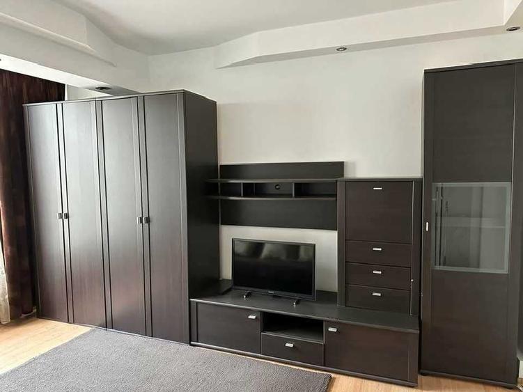 Apartament cu 2 camere decomandat în Dumbrava 2