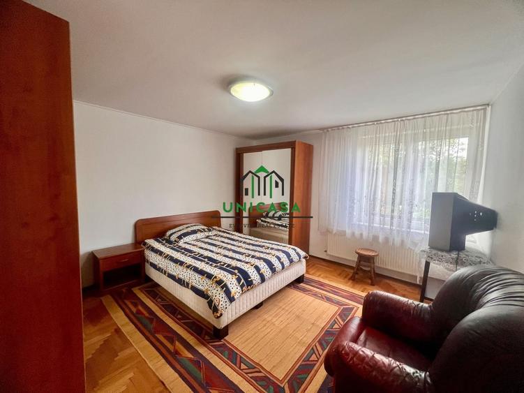 Casă individuală cu 4 camere cu Canalizare în Central