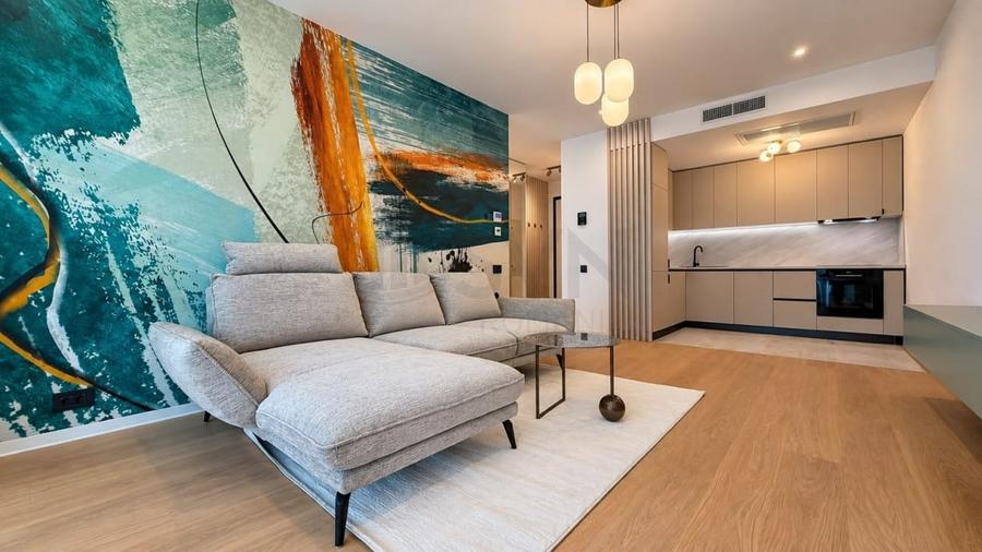 Apartament cu 2 camere semidecomandat în Floreasca