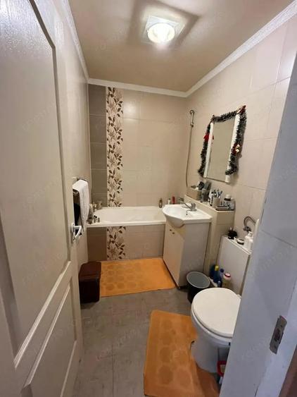 Apartament cu 2 camere decomandat în Nufărul