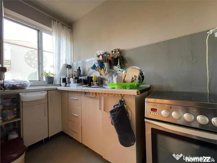 Apartament cu 3 camere semidecomandat în Calea Aradului