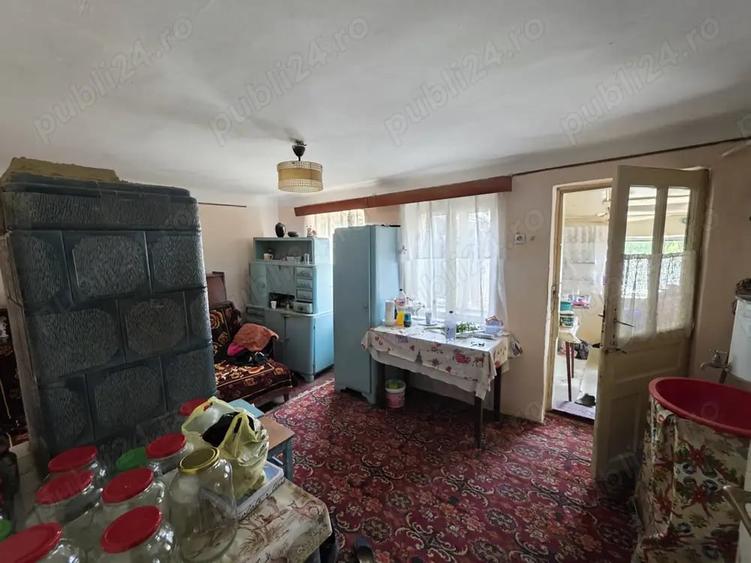 Casă cu 3 camere cu Teren 348 Mp în Central