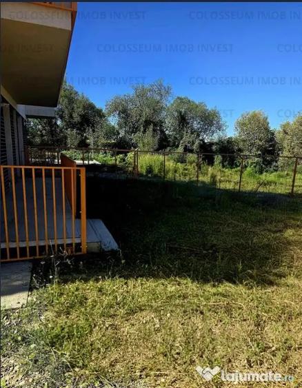 Apartament cu 2 camere decomandat în Tractorul