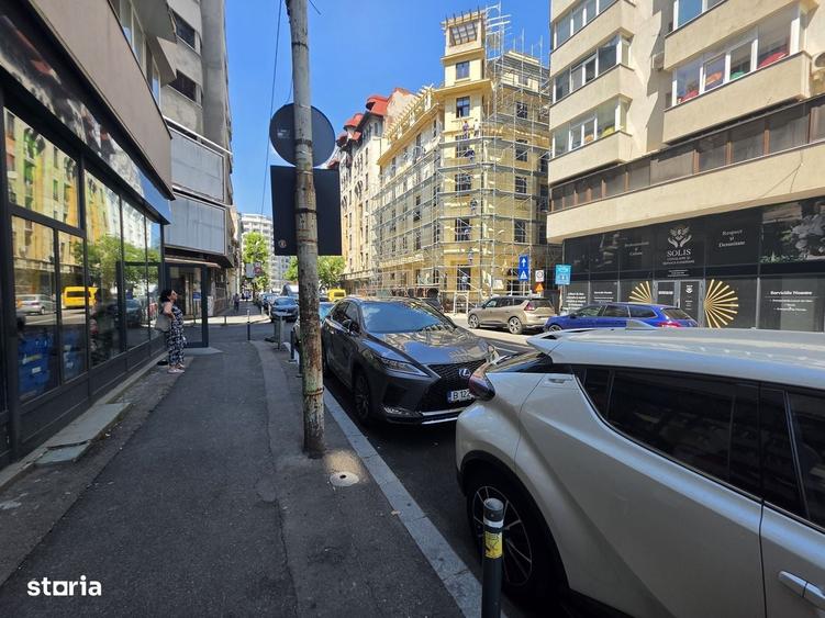 Apartament cu 3 camere în Universitate
