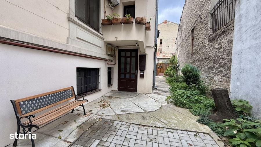 Apartament cu 2 camere semidecomandat în Victoriei