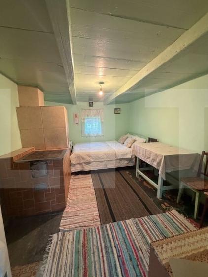 Casă individuală cu 2 camere cu Teren 2851 Mp în Leorda