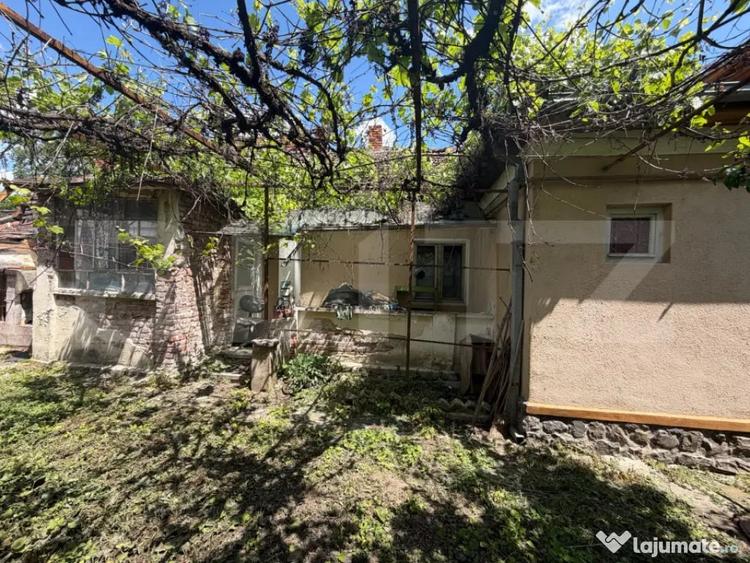 Casă cu 3 camere cu Teren 622 Mp în Central