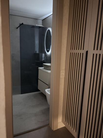 Apartament cu 3 camere decomandat în Școlilor