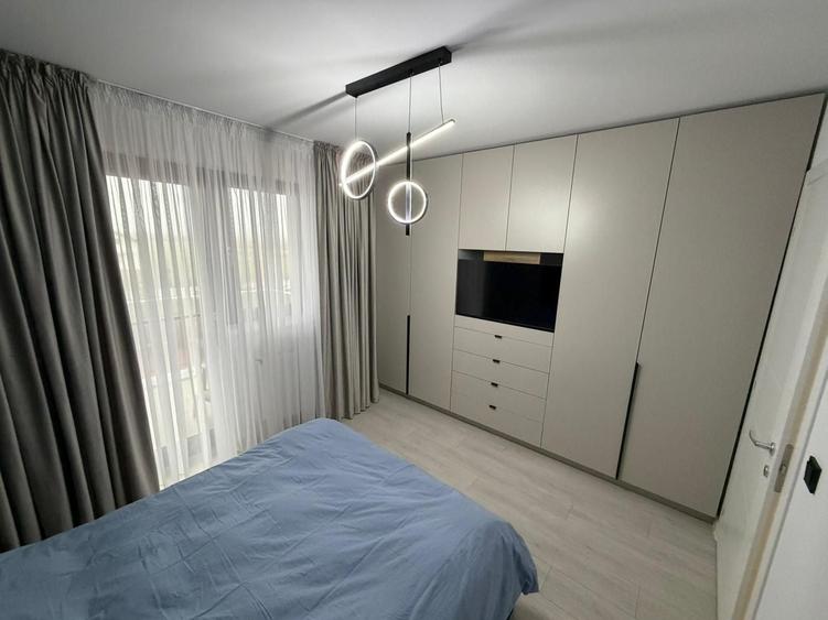 Apartament cu 2 camere decomandat, mobilat în Splaiul Unirii