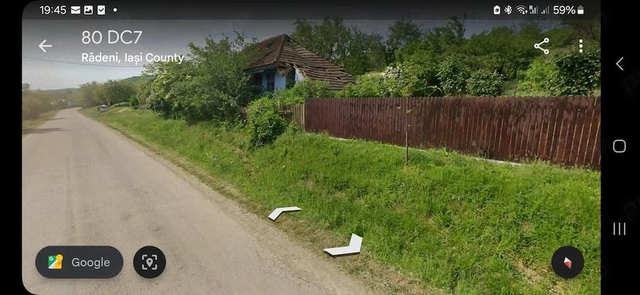 Teren de 5728 mp, în Roșcani