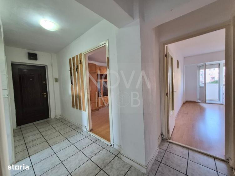 Apartament 3 camere de vanzare, Zona Garii - 1