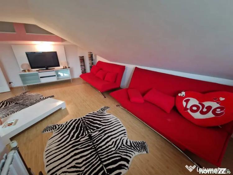 Apartament cu 4 camere decomandat în Central