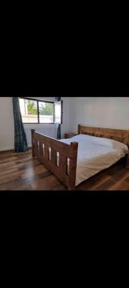 Casă cu 5 camere cu Teren 377 Mp în Central