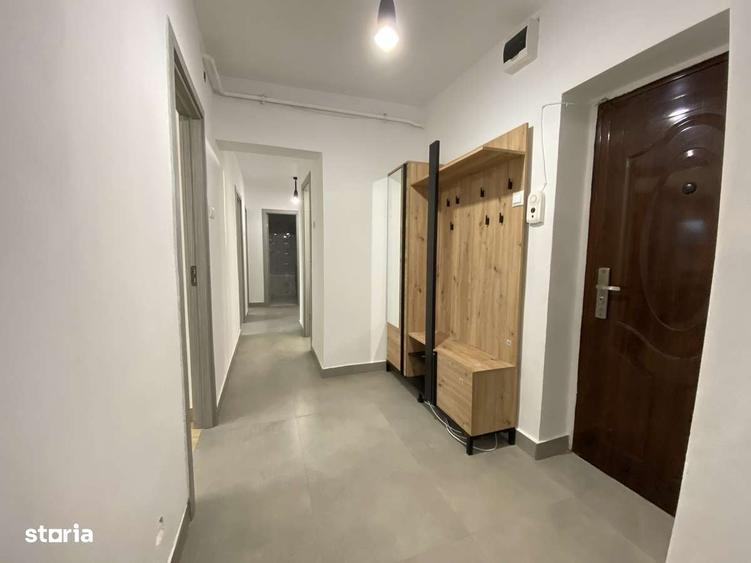 Apartament cu 3 camere în Păcurari