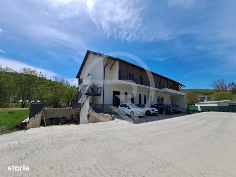 Spațiu comercial, de 750 mp, în Florești