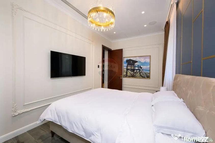 Apartament cu 4 camere decomandat în Olimp