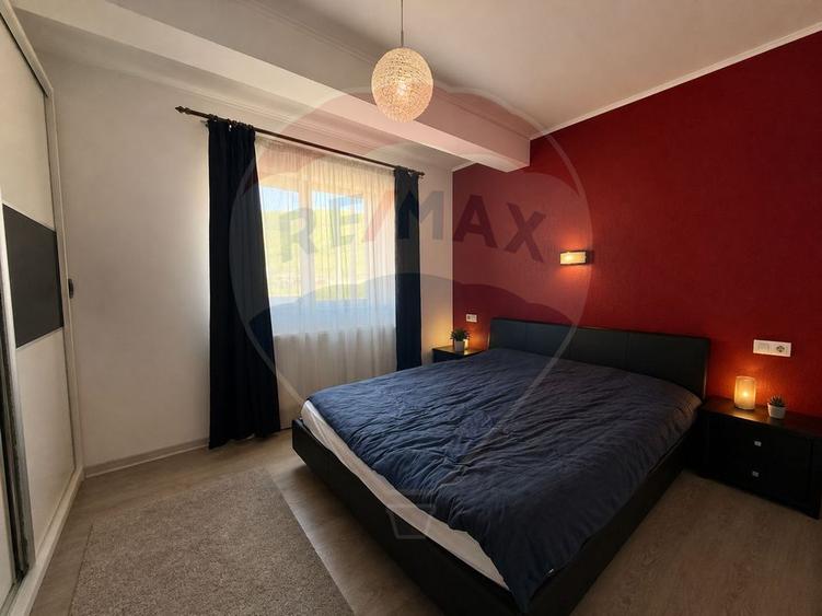 Apartament cu 3 camere de vânzare cu loc de parcare - 3