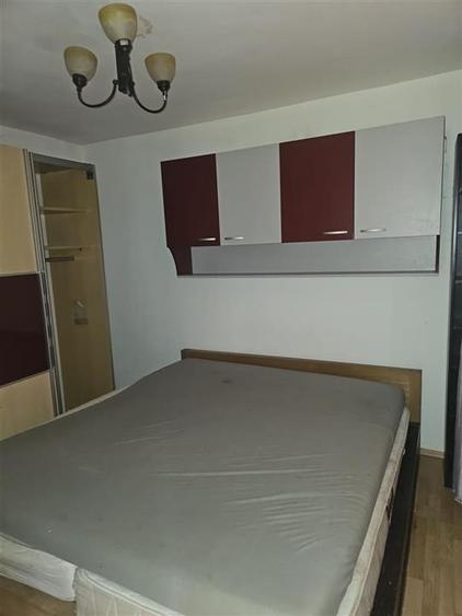 Apartament cu 2 camere semidecomandat în Mircea cel Bătrân