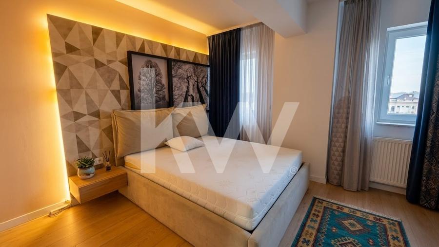 Apartament cu 4 camere decomandat, mobilat în Tractorul