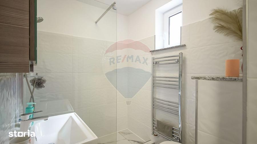 Casă cu 3 camere cu Teren 1200 Mp în Sânpetru