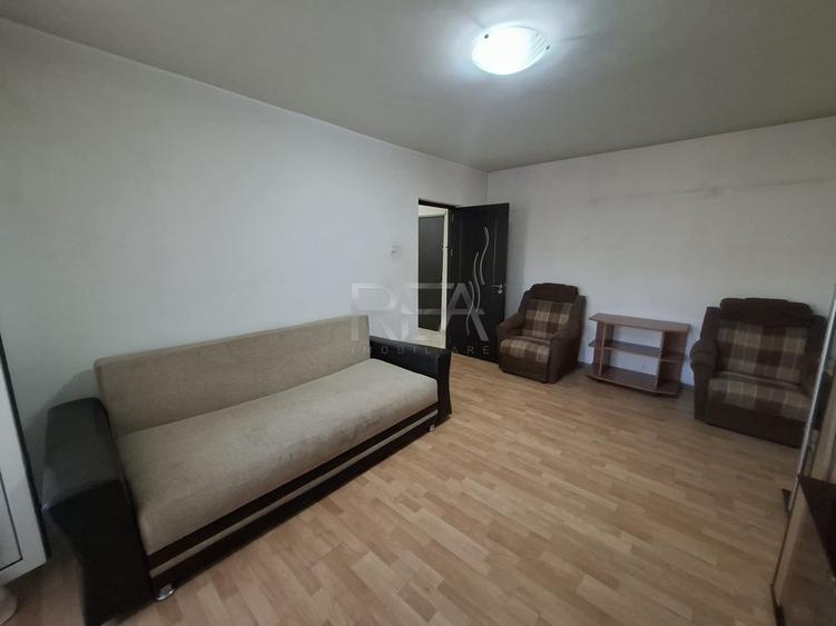 Apartament cu 2 camere decomandat, mobilat în Păcii