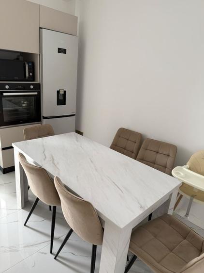 Apartament cu 4 camere în Nufărul