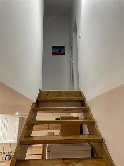 Apartament cu 4 camere decomandat, mobilat în Vasile Aaron