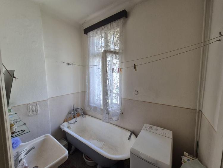 Apartament cu 2 camere semidecomandat în Dacia