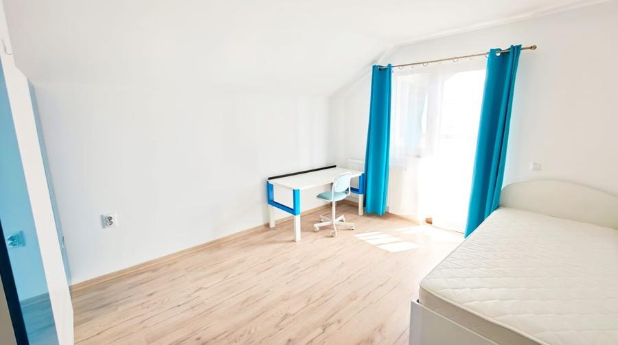 Casă cu 4 camere cu Teren 500 Mp în Tărlungeni