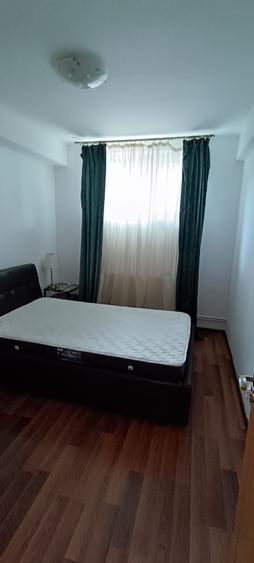Garsonieră decomandată în Regie