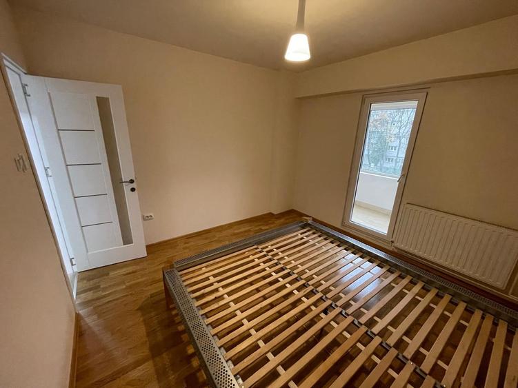 Apartament cu 2 camere decomandat, mobilat în Aradului