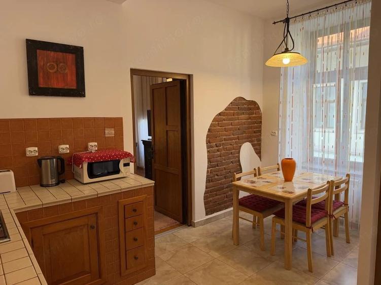 Apartament cu 2 camere semidecomandat în Ultracentral